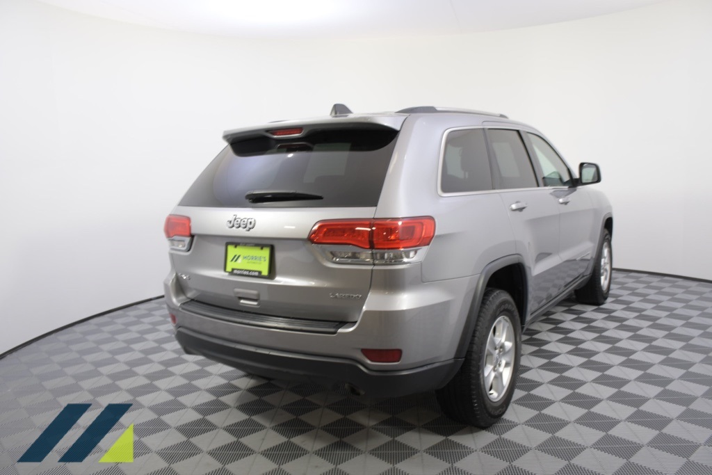 Pre-Owned 2016 Jeep Grand Cherokee Laredo